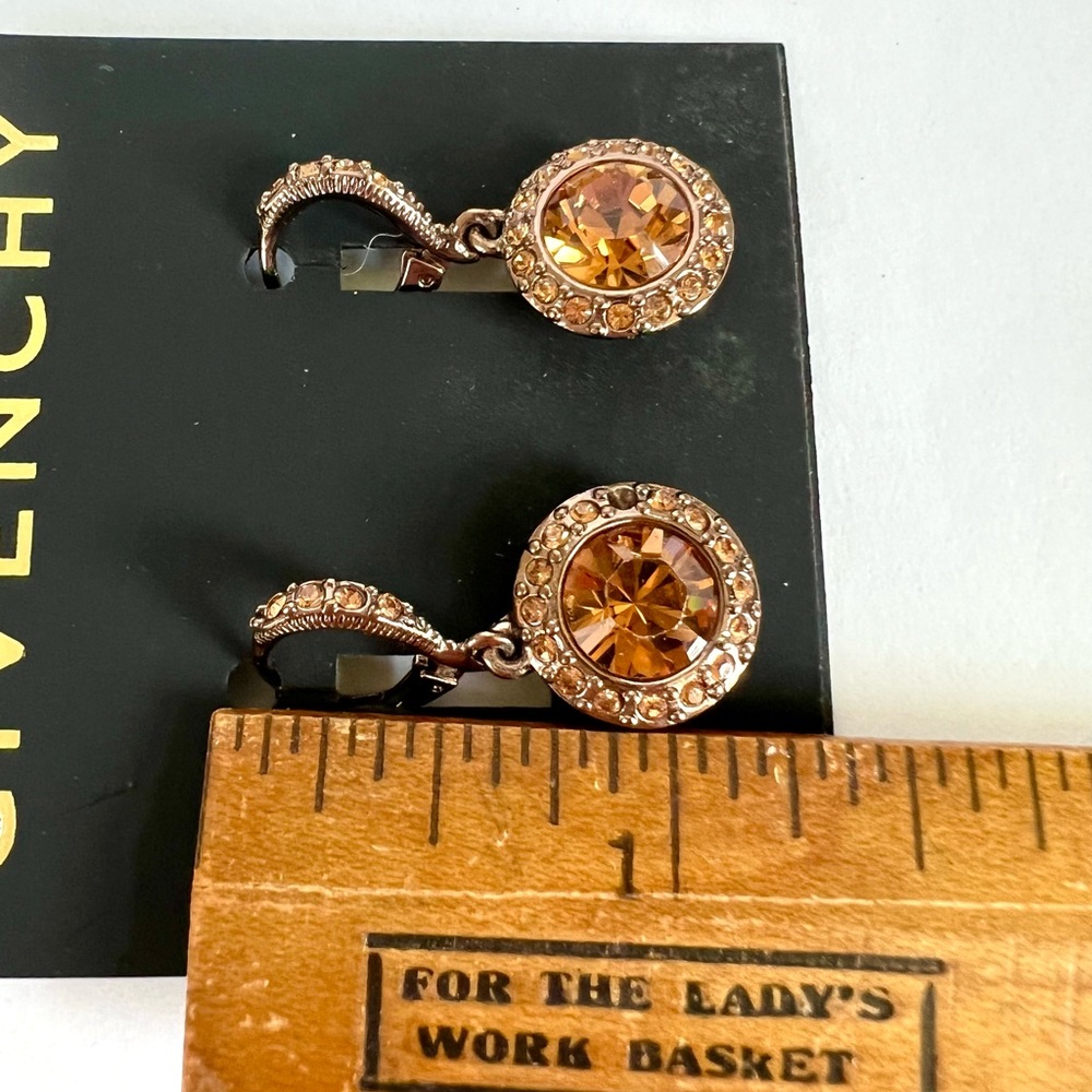 Givenchy vintage /new on card dangle earrings - Picture 11 of 13